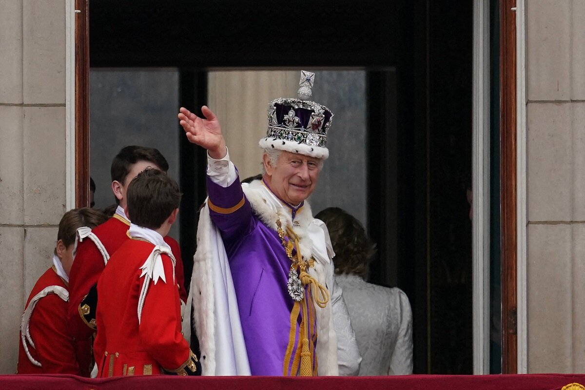 Couronnement De Charles Iii Le R Sum De Cette Journ E Historique