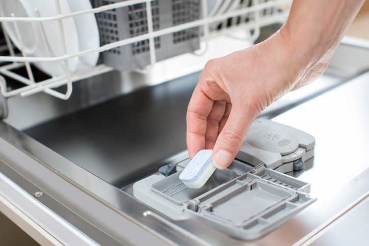 Comment nettoyer son lave-linge avec des pastilles pour lave-vaisselle ?