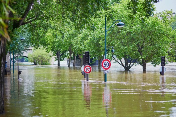 Risques de fortes pluies et catastrophes naturelles 