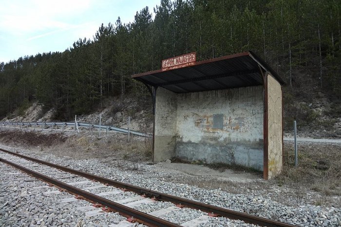 Le Poil, le village oublié (Alpes-de-Haute-Provence) 