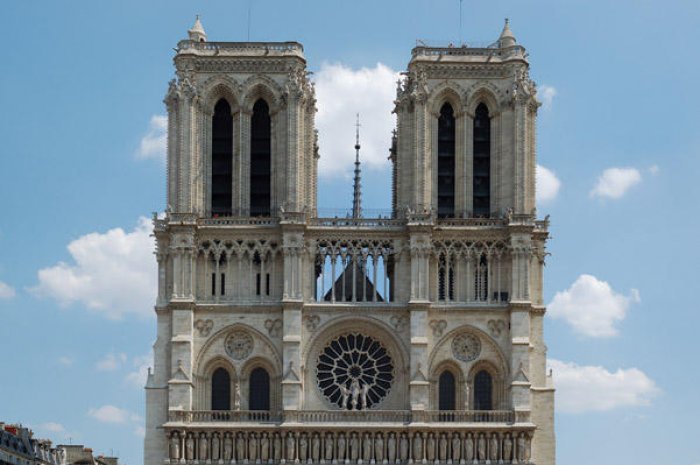 2. Cathédrale Notre-Dame de Paris
