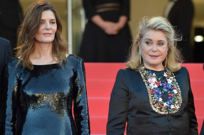 Catherine Deneuve au côté de Chiara Mastroiannisur le tapis rouge de Cannes