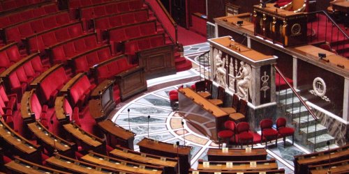 Législatives : les projections en sièges à l'Assemblée nationale après le premier tour