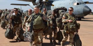 Mali : les troupes françaises progressent vers le Nord