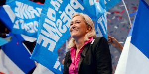 Marine Le Pen victorieuse en 2017 ? "C’est un peu joué d’avance", assure un député PS !