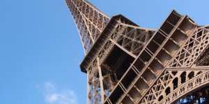 Tour Eiffel fermée après une intrusion : que s’est-il passé ?