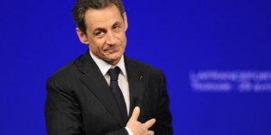 Nicolas Sarkozy peut-il la jouer comme Silvio Berlusconi ?