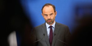 Un "dérapage inacceptable" : Edouard Philippe s’en prend à la présidence de François Hollande