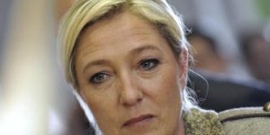 Marine Le Pen à Cambridge : la présidente du FN a été huée