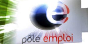 Pôle emploi : des chômeurs l’attaquent et réclament 300 000 euros !