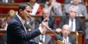 Armes chimiques : Manuel Valls est-il allé trop loin ? 