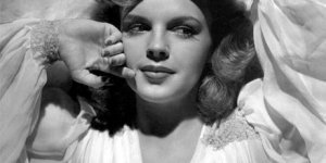 Toxicomanie, tentatives de suicide, échecs sentimentaux : les drames de la vie de Judy Garland