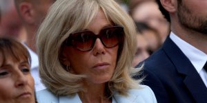 Brigitte Macron en maillot de bain : ces odieuses rumeurs sur la Première dame 