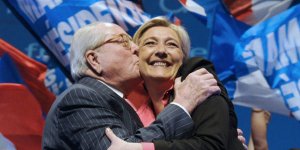 Fini la guéguerre chez les Le Pen, la "page est tournée" assure Jean-Marie