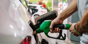 Inflation : le prix du carburant va-t-il exploser dès la rentrée ? 