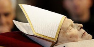 Italie : des satanistes soupçonnés d’avoir volé le sang de Jean-Paul II