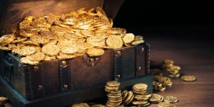 Finistère : ils découvrent un trésor de 300 000 euros en faisant des travaux 