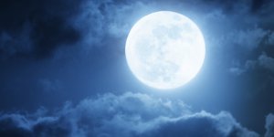 Super lune "bleue" : où et quand l’observer ce lundi 19 août ? 