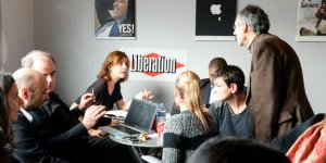 Charlie Hebdo : la 1ère conférence de rédaction depuis le drame racontée par Libération 