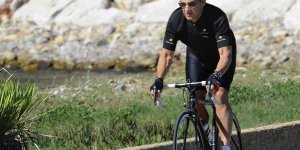 Tour de France : Nicolas Sarkozy se confie sur son amour du vélo