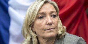 Retrait de permis de conduire : Marine Le Pen aurait couvert sa mère