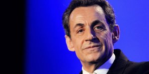 Retour de Sarkozy : il préfère parler de "renaissance" que de "revanche"