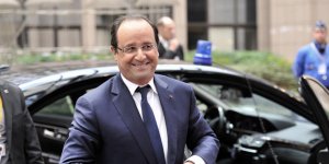 François Hollande (encore) moqué sur son poids