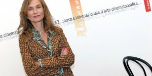 Isabelle Huppert : ses différents looks depuis ses débuts