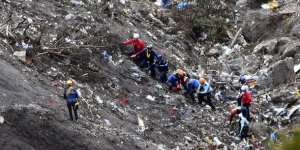 Crash de l’A320 : les nouvelles photos impressionnantes des sauveteurs