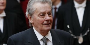 Alain Delon refusait d'être hospitalisé : retour sur les derniers mois de sa vie