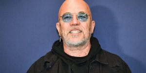 Pascal Obispo à la rescousse d’un célèbre chanteur sans le sou