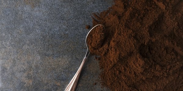 Humidité dans la maison, connaissez-vous l'astuce du marc de café ? 