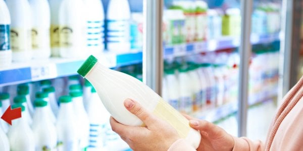 Lait contaminé : ces références vendues chez un grand distributeur ne doivent pas être consommées 