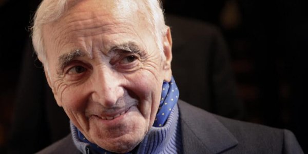 Charles Aznavour : pour les 100 ans du chanteur, la décision à titre posthume qui émeut