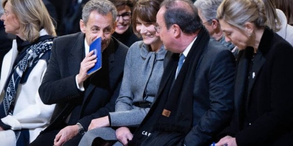 François Hollande révèle avoir dîné avec Carla Bruni après Notre-Dame et s’en explique