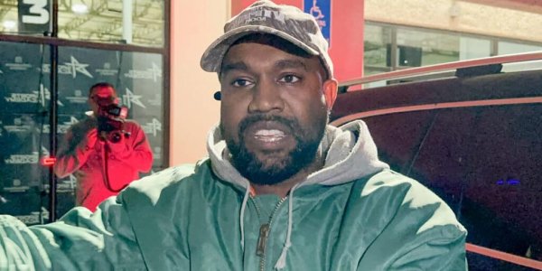 Kanye West : sa femme, Bianca, pousse la tendance No Bra beaucoup trop loin