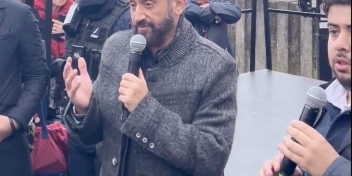 Cyril Hanouna descend dans la rue pour tenter de sauver C8