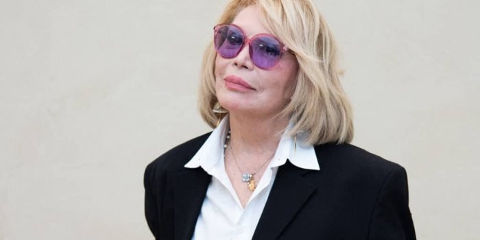 Amanda Lear touchée par le cancer : sa terrible publication