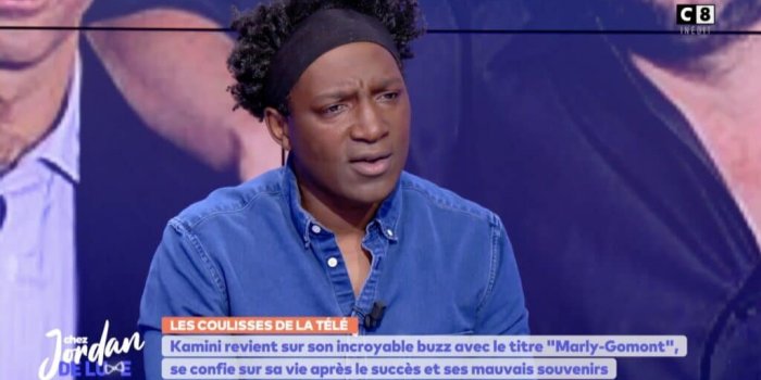 « Mon père venait de décéder… », Kamini, pourquoi le chanteur en veut terriblement à Éric Naulleau ?