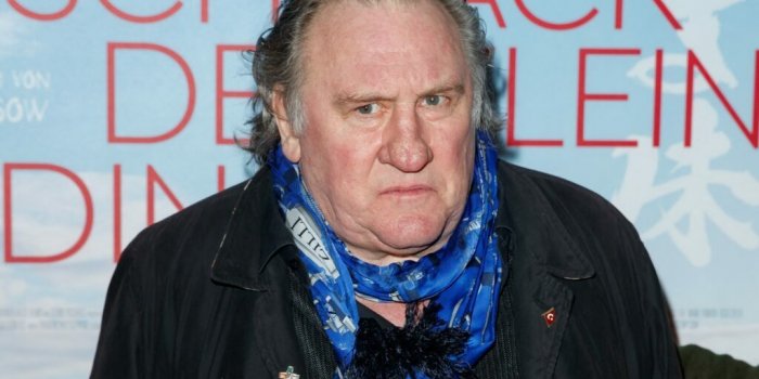 Gérard Depardieu : 135 personnalités demandent qu'on lui retire sa Légion d'honneur